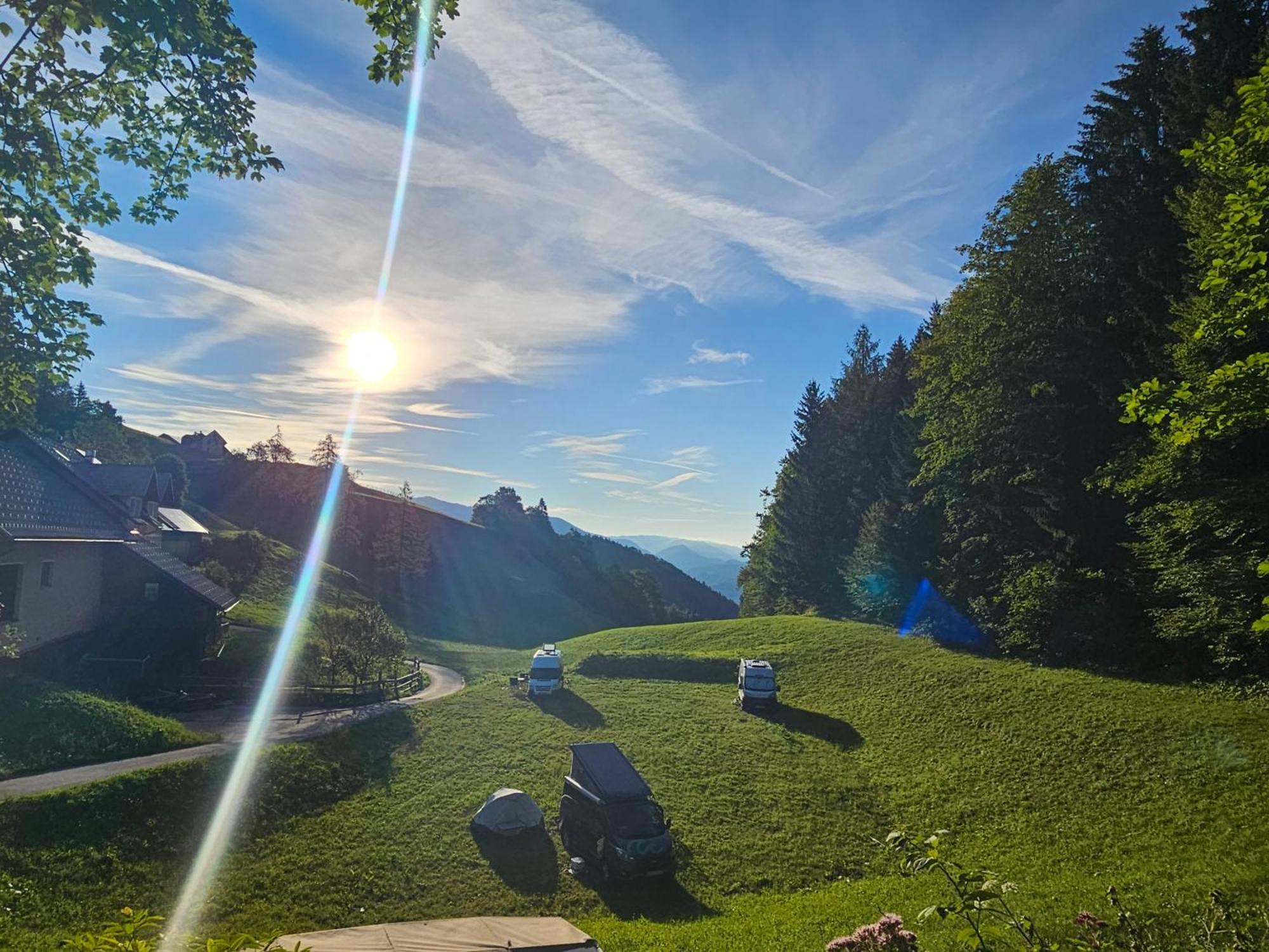 Tourist Farm Pr'Dovar Cerklje na Gorenjskem Luaran gambar